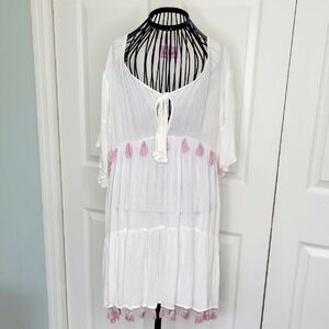 KOS RESORT White Beach Cover-Up with Pink Tassels Size Small